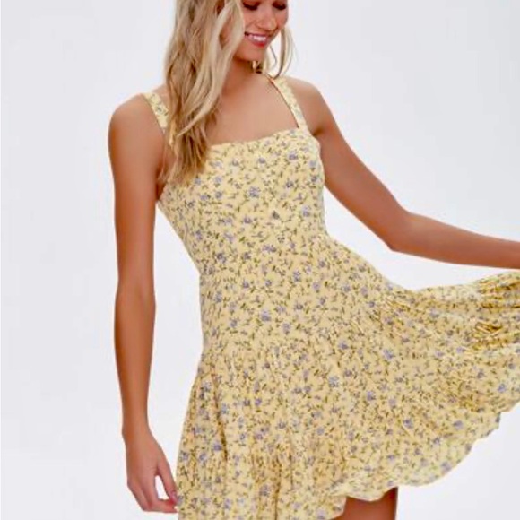 Forever 21 | Dresses | Floral Fit Flare Mini Dress | Poshmark